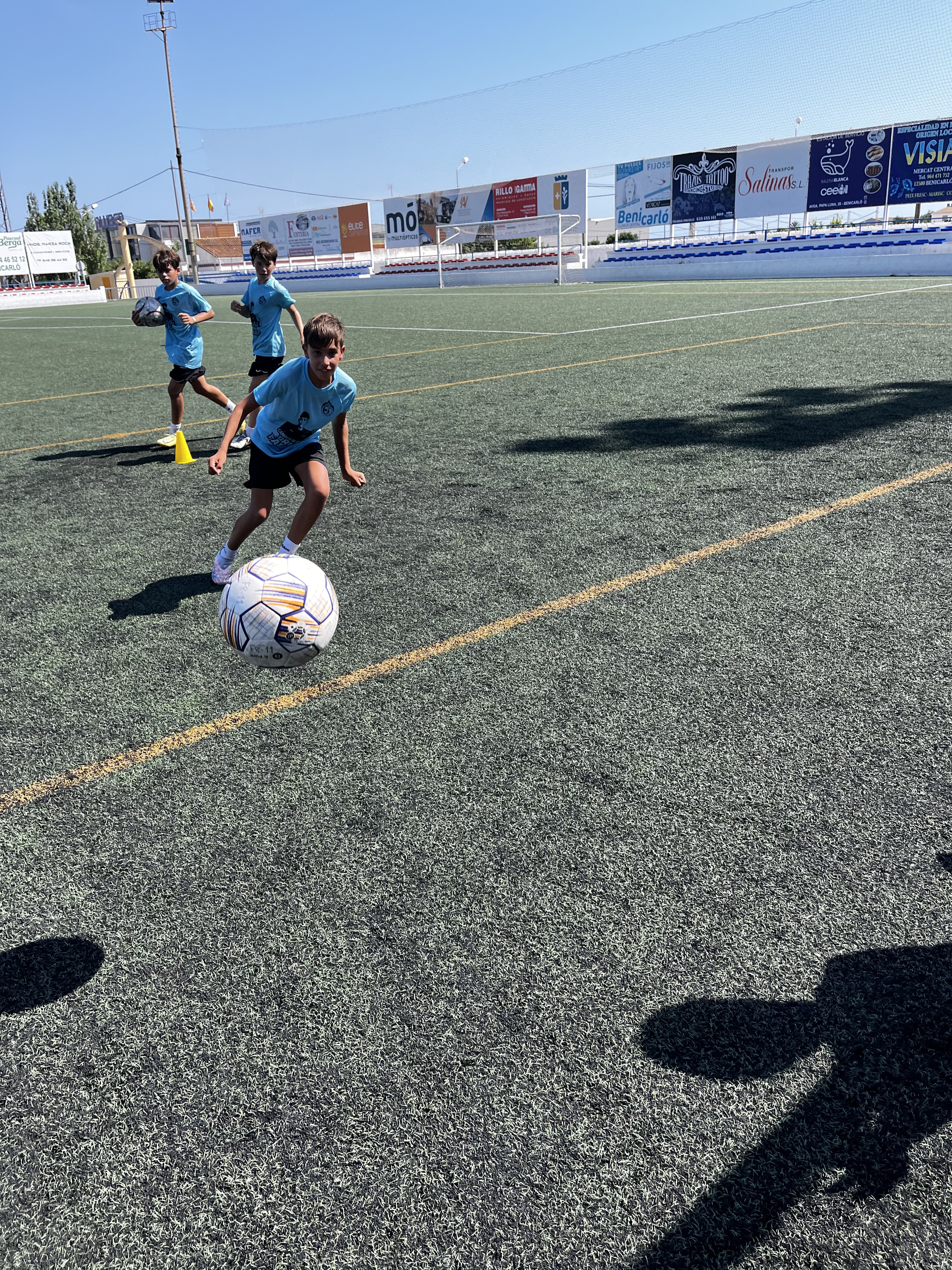 Jugada compartida durante el Campus de verano 2025
